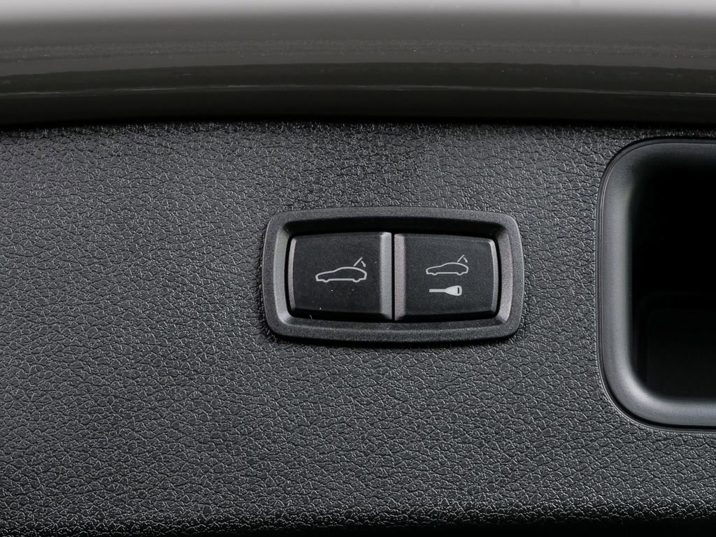 New 2026 Porsche Macan S AWD/4WD image 33