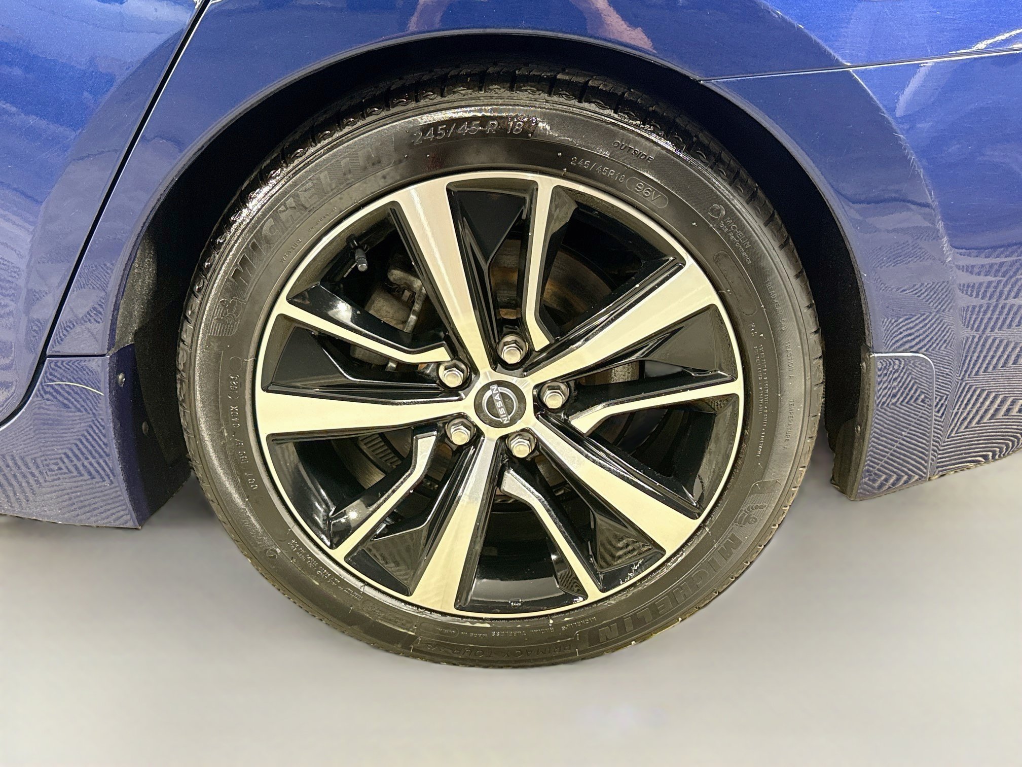 Used 2023 Nissan Maxima SL FWD image 37