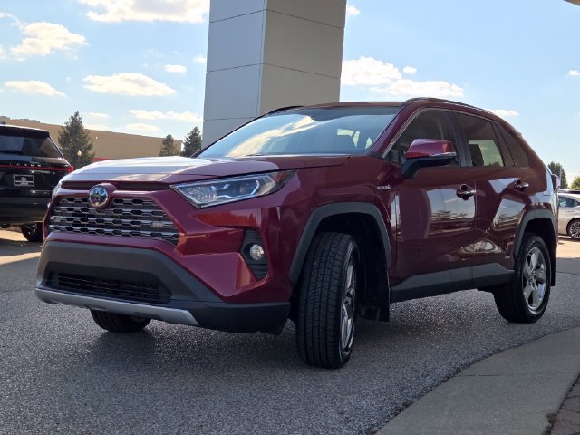 Used 2019 Toyota RAV4 Limited w/ Limited Grade Weather Package AWD/4WD image 25