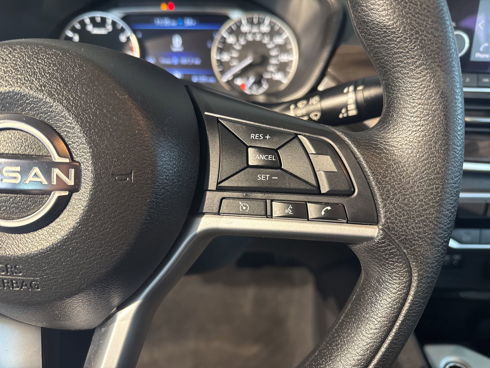 Used 2024 Nissan Altima 2.5 SV image 22