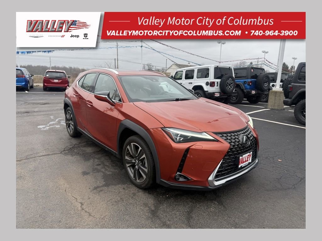 Used 2019 Lexus UX 200 w/ Accessory Package 2