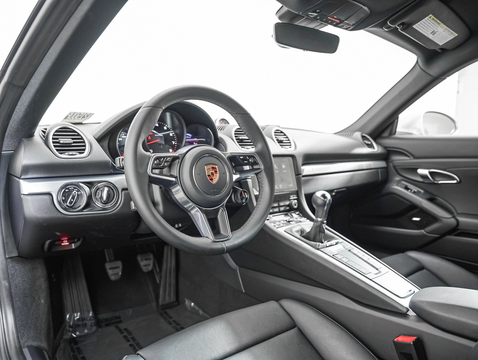 Certified 2025 Porsche 718 Cayman RWD image 4