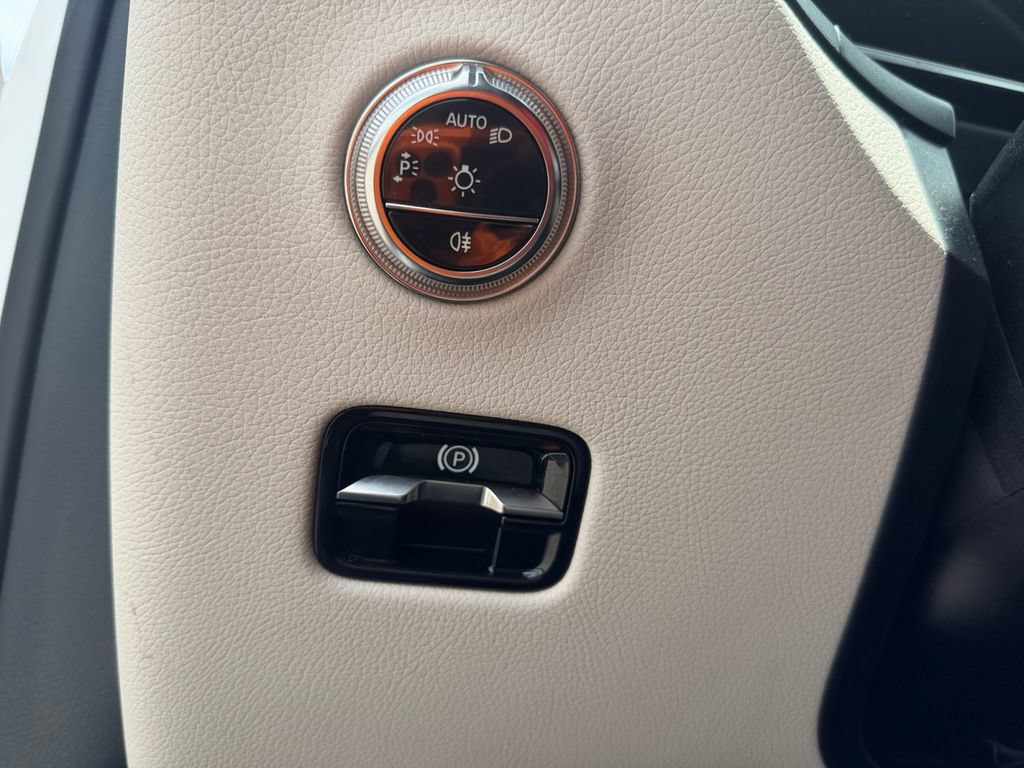 Certified 2025 Mercedes-Benz GLC 300 4MATIC image 21