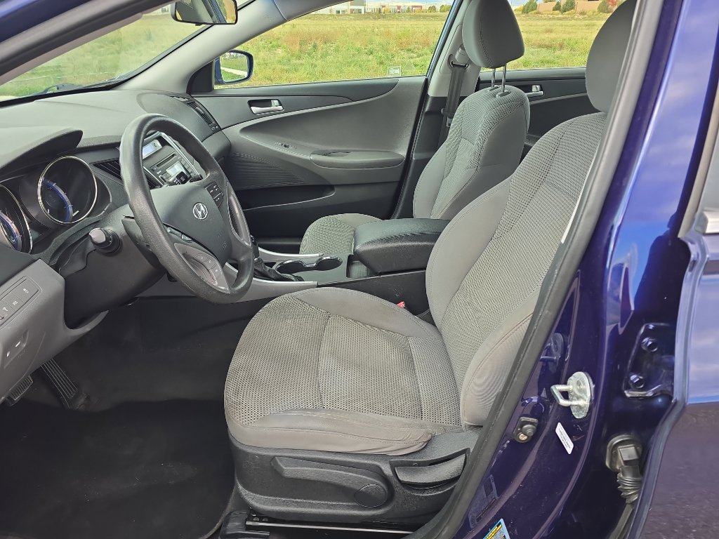 Used 2011 Hyundai Sonata GLS image 11