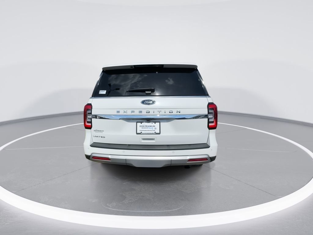 Used 2024 Ford Expedition Limited image 7