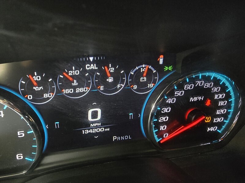 Used 2019 GMC Yukon Denali w/ Denali Ultimate Package AWD/4WD image 36