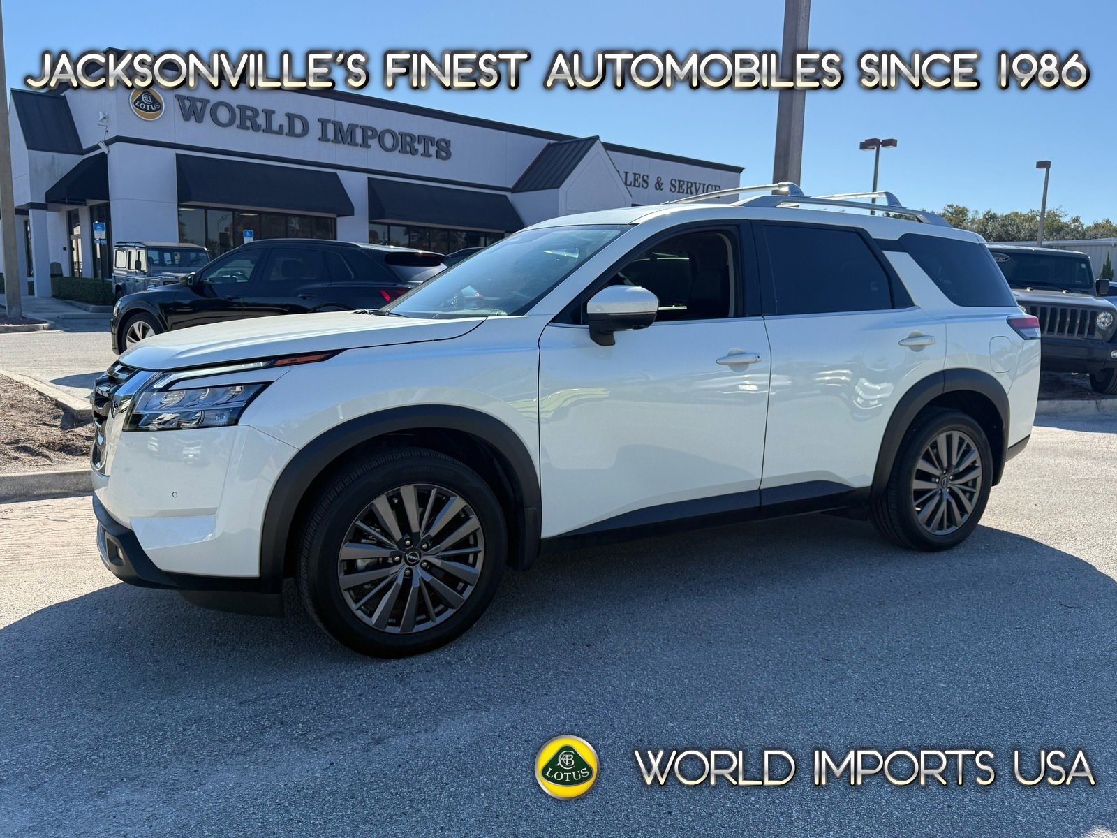 Used 2024 Nissan Pathfinder SL w/ SL Premium Package