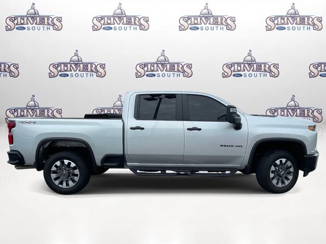 Used 2021 Chevrolet Silverado 2500 Custom w/ Custom Value Package AWD/4WD image 2