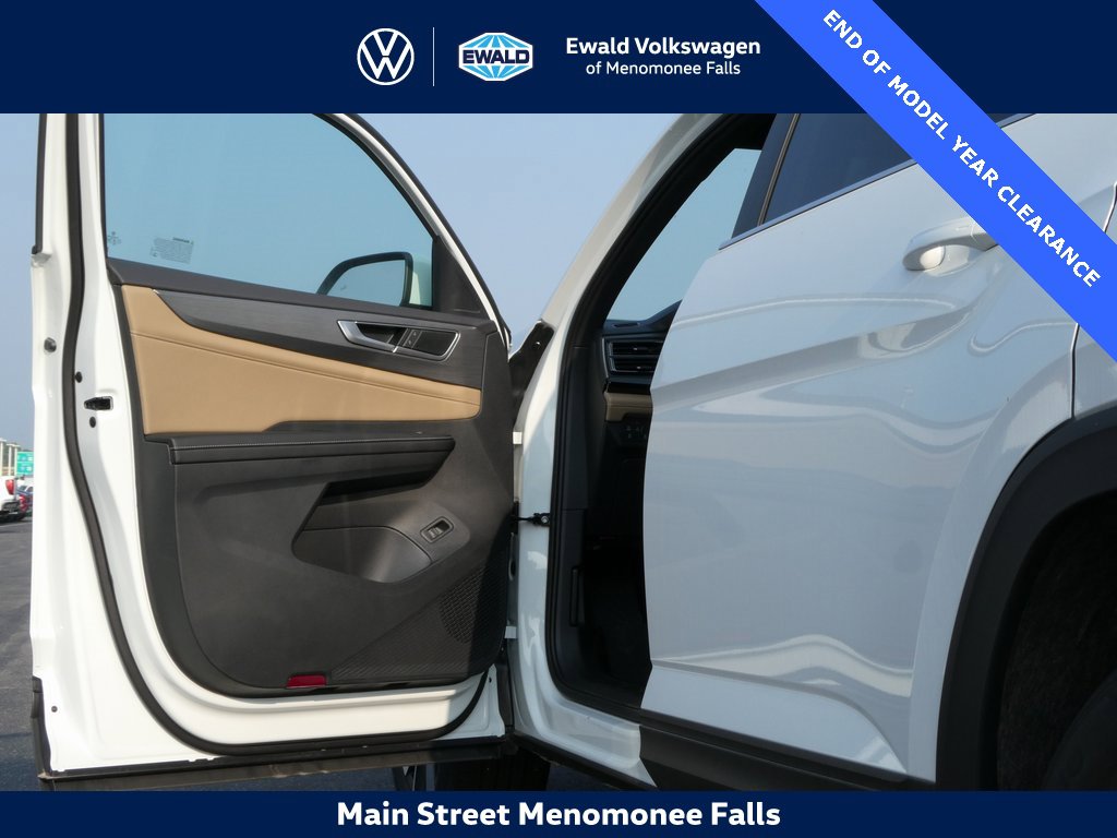 New 2025 Volkswagen Atlas Cross Sport SE image 27