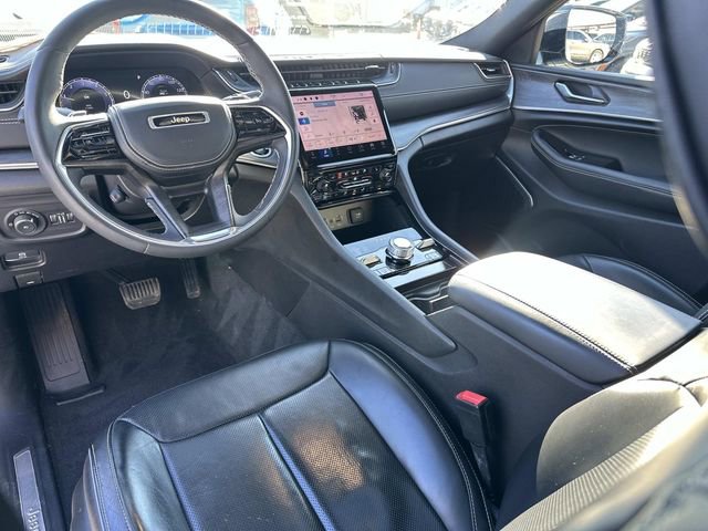 Used 2023 Jeep Grand Cherokee Overland image 22