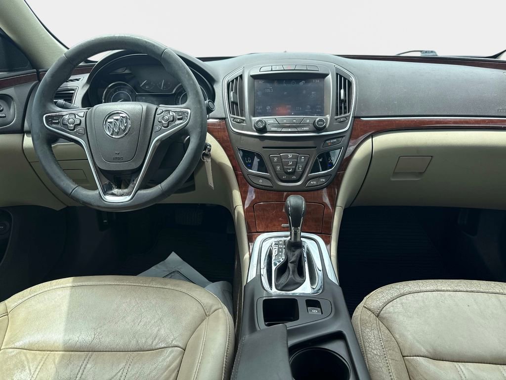 Used 2017 Buick Regal Sport Touring FWD image 13