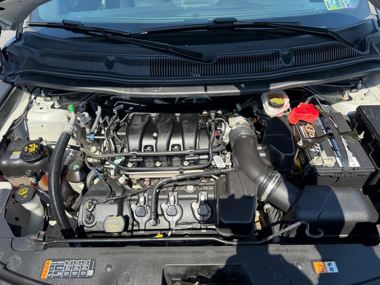 Used 2018 Ford Explorer XLT w/ Equipment Group 202A image 18