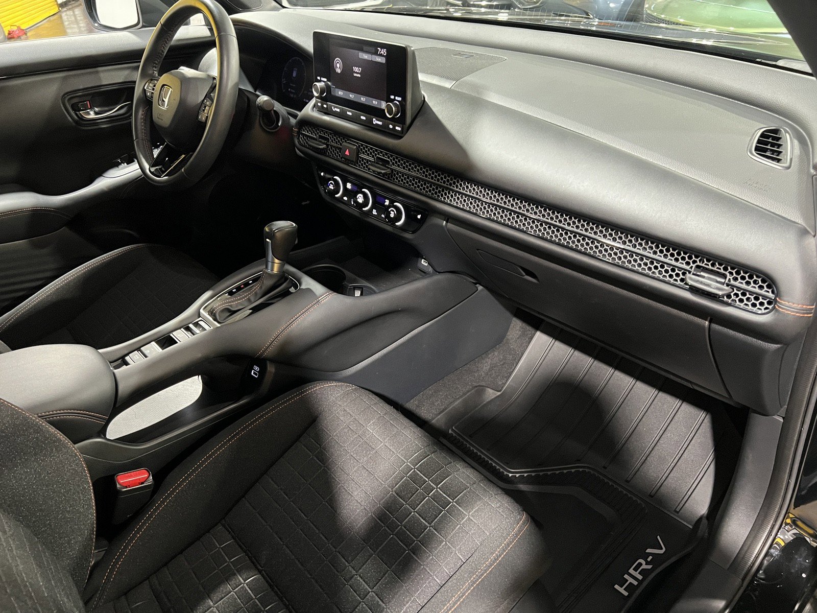 Used 2023 Honda HR-V Sport image 16