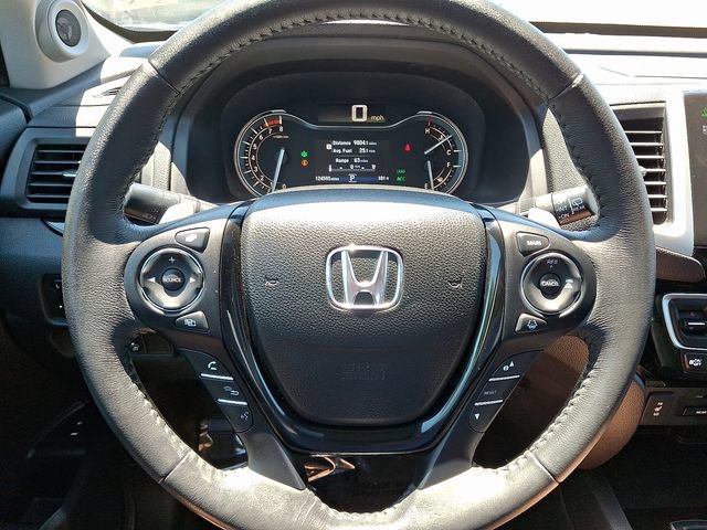 Used 2016 Honda Pilot Touring image 18