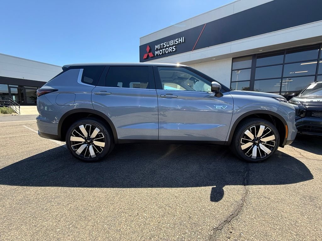 New 2026 Mitsubishi Outlander SE AWD/4WD image 16