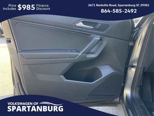 Used 2018 Volkswagen Tiguan SE image 15