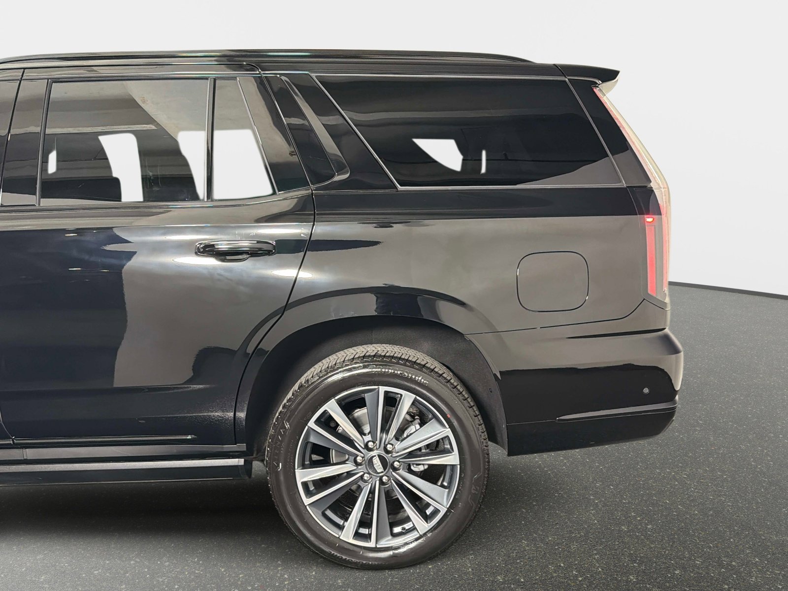 Used 2026 Cadillac Escalade Sport w/ Touring Package image 15