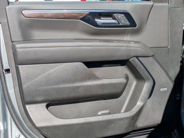 New 2026 Chevrolet Tahoe Premier w/ Sun And Tow Package AWD/4WD image 16
