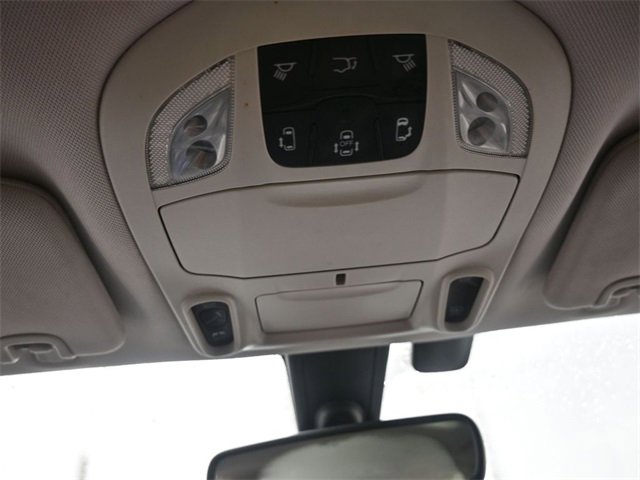 Used 2018 Chrysler Pacifica Touring-L Plus w/ Tire & Wheel Group image 12