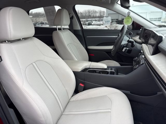 Used 2025 Hyundai Sonata SEL image 12