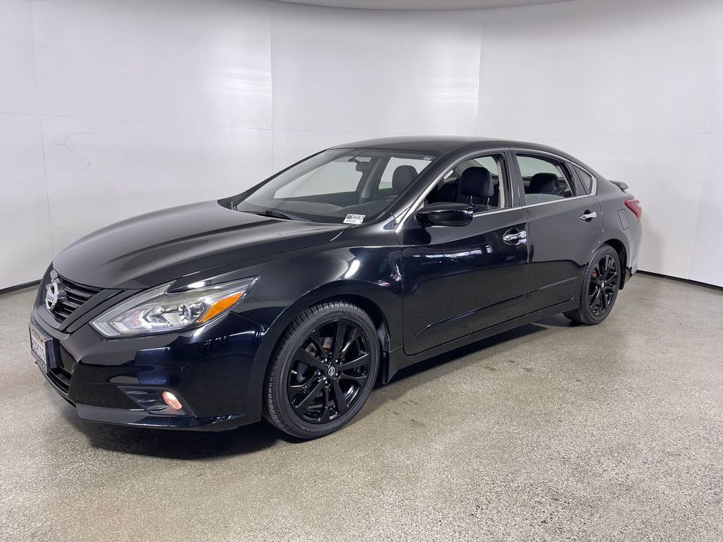 Used 2018 Nissan Altima 2.5 SR w/ SR Midnight Edition FWD image 7