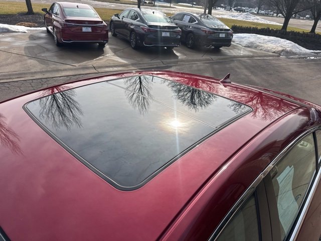 Used 2010 Buick LaCrosse CXL w/ Entertainment Package image 10