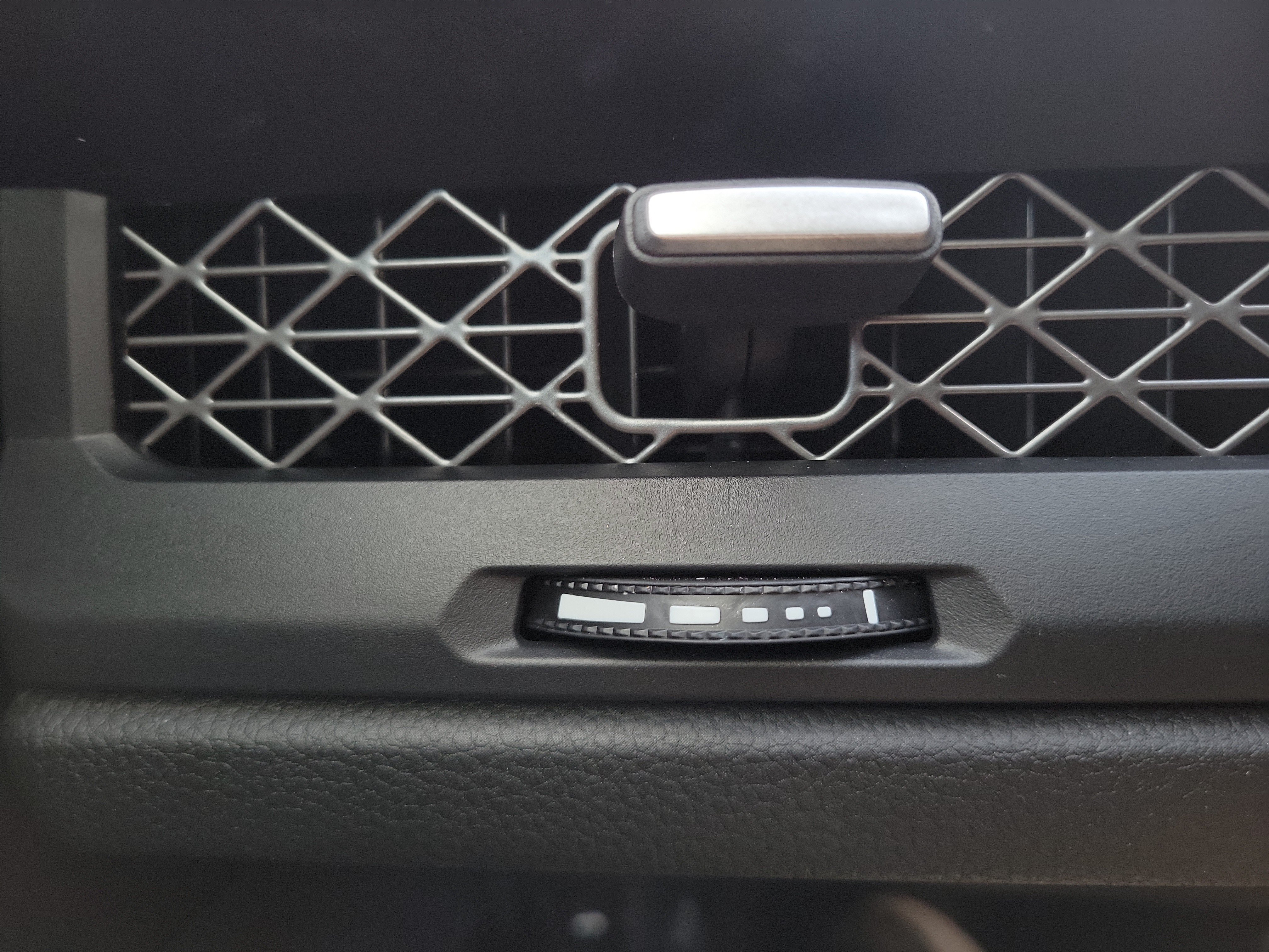 Used 2024 Honda Accord EX image 32