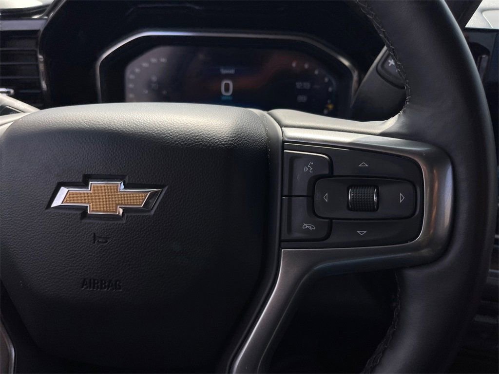 Used 2025 Chevrolet Silverado 1500 LT image 14