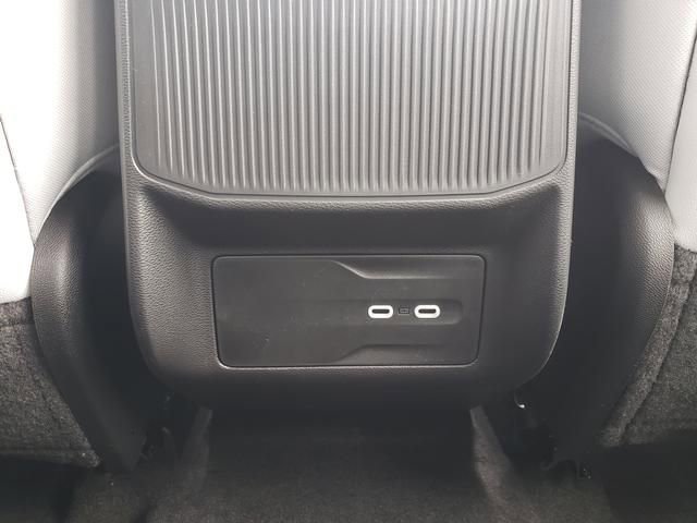 New 2026 Jeep Cherokee Limited image 14