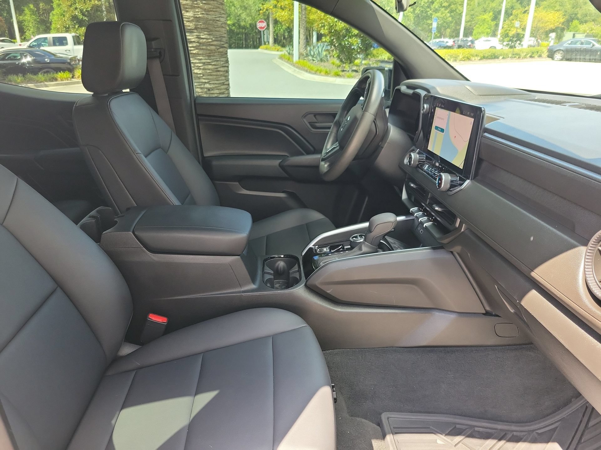 Used 2024 Chevrolet Colorado Trail Boss w/ Safety Package AWD/4WD image 34
