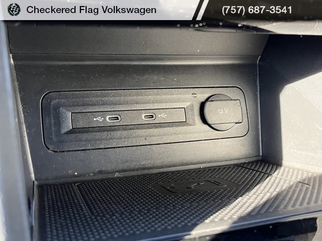 Used 2022 Volkswagen Atlas Cross Sport SE image 42