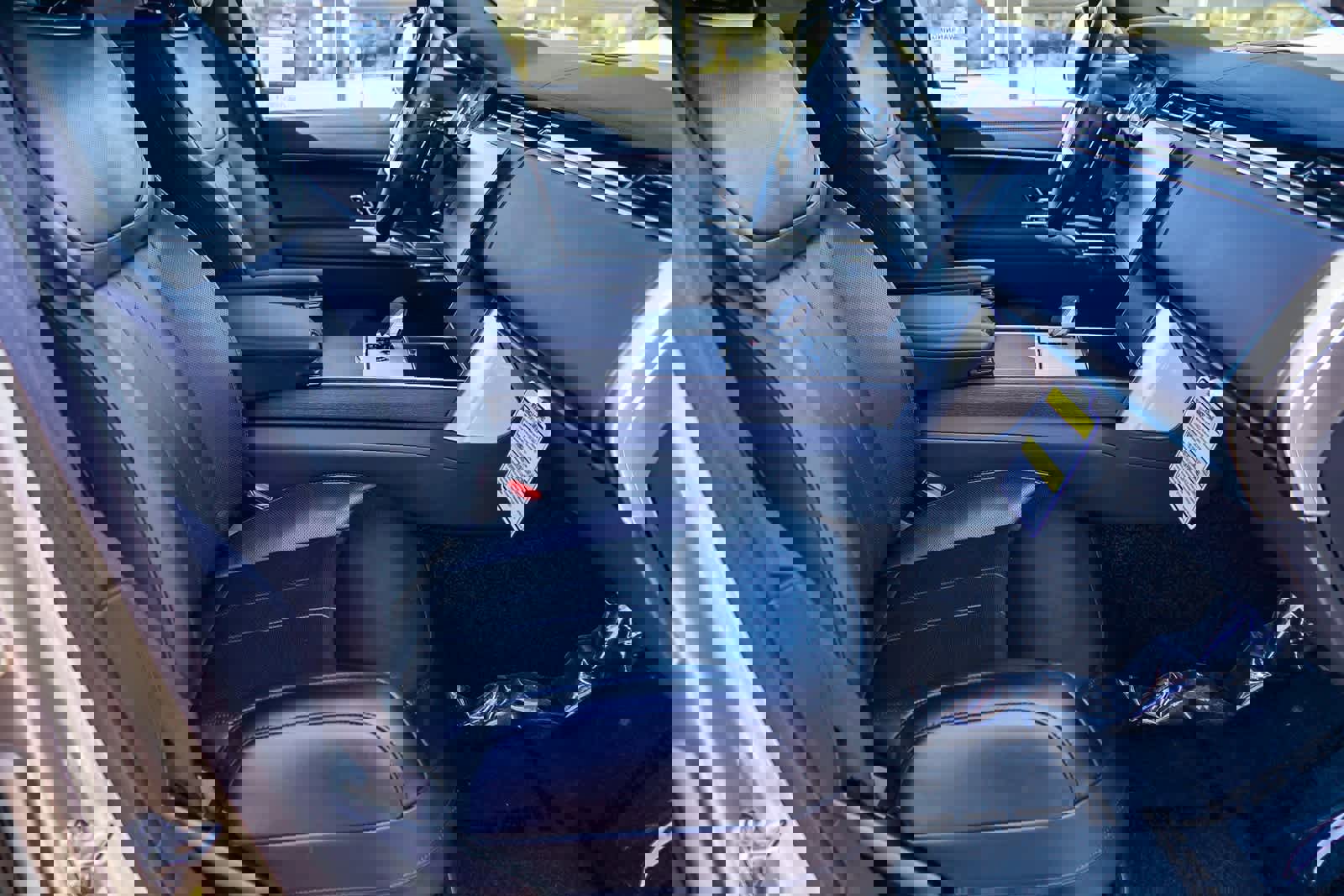 New 2026 Land Rover Range Rover Long Wheelbase SE image 17