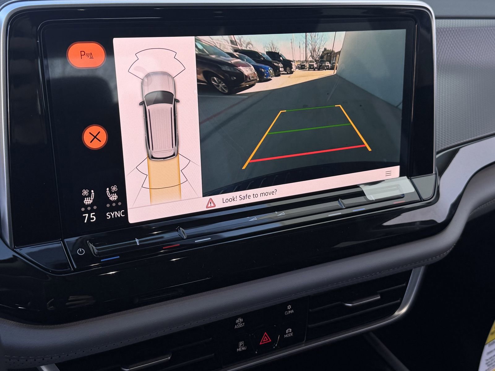 New 2026 Volkswagen Atlas Peak Edition image 18