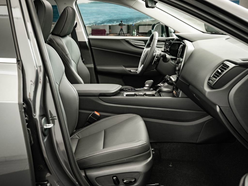 New 2026 Lexus NX 350 AWD image 24