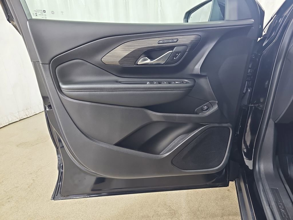 Certified 2024 GMC Terrain SLT w/ LPO, Floor Liner Package image 32