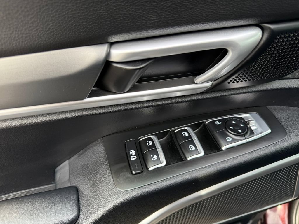 Used 2022 Kia Telluride S AWD/4WD image 11