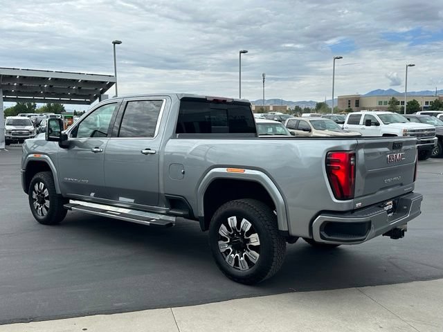 Certified 2025 GMC Sierra 3500 Denali w/ Denali Reserve Package AWD/4WD image 3