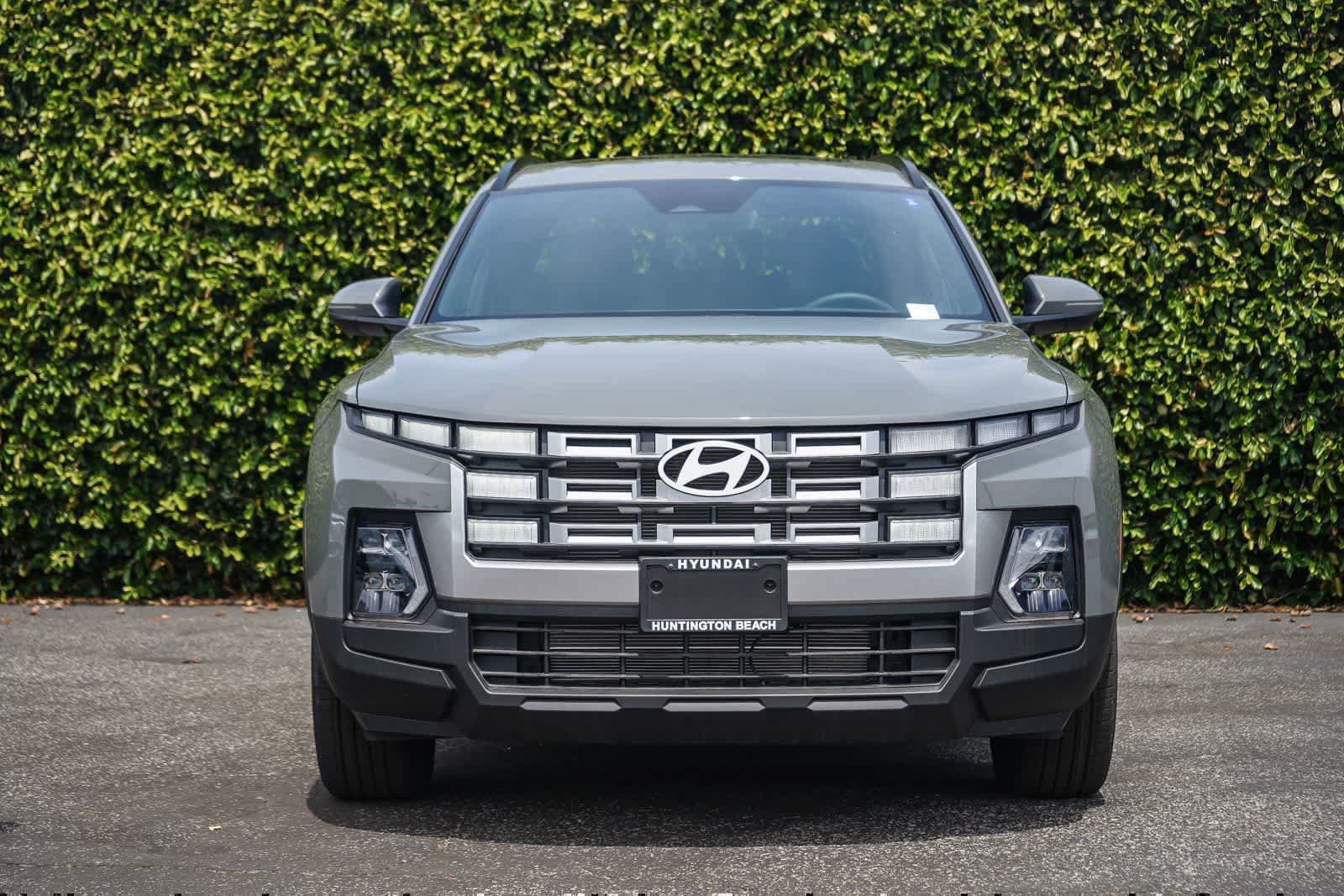 New 2026 Hyundai Santa Cruz SEL FWD image 2