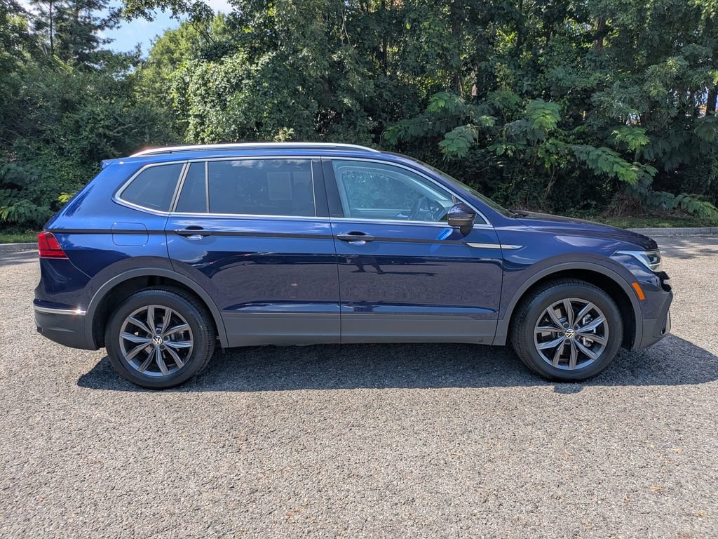 Certified 2023 Volkswagen Tiguan SE FWD image 4