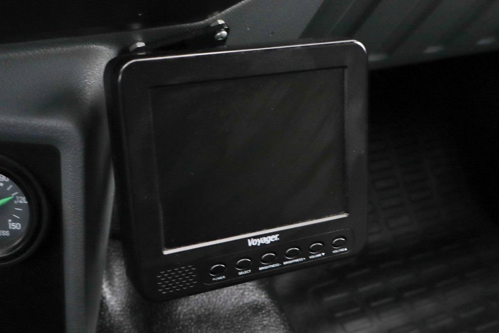 Used 2016 Ford F650 2WD Crew Cab Super Duty image 37