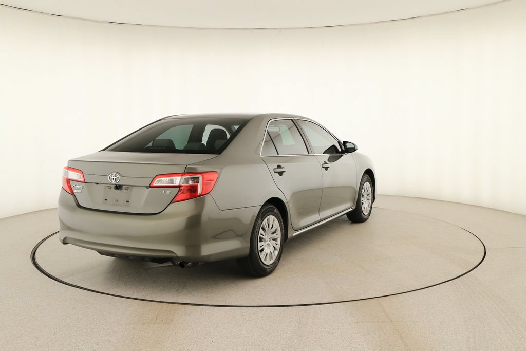 Used 2014 Toyota Camry LE FWD image 6