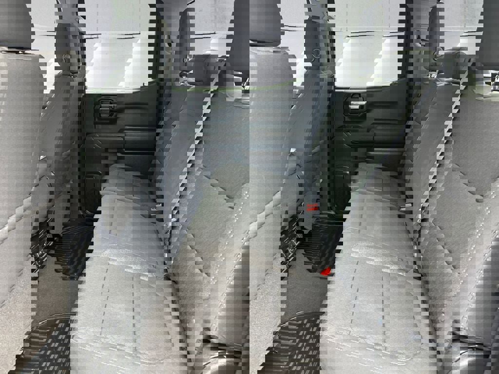 Used 2021 Chevrolet Silverado 1500 LT image 14