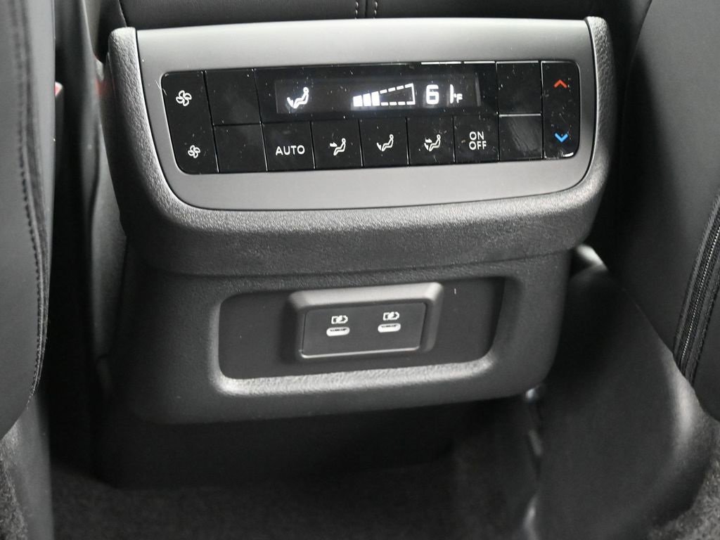 New 2026 Nissan Pathfinder SL image 16