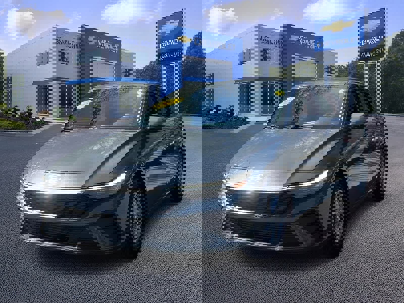 Used 2025 Hyundai Elantra SE