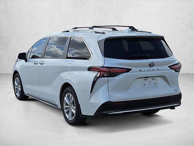 Used 2023 Toyota Sienna Limited AWD/4WD image 8