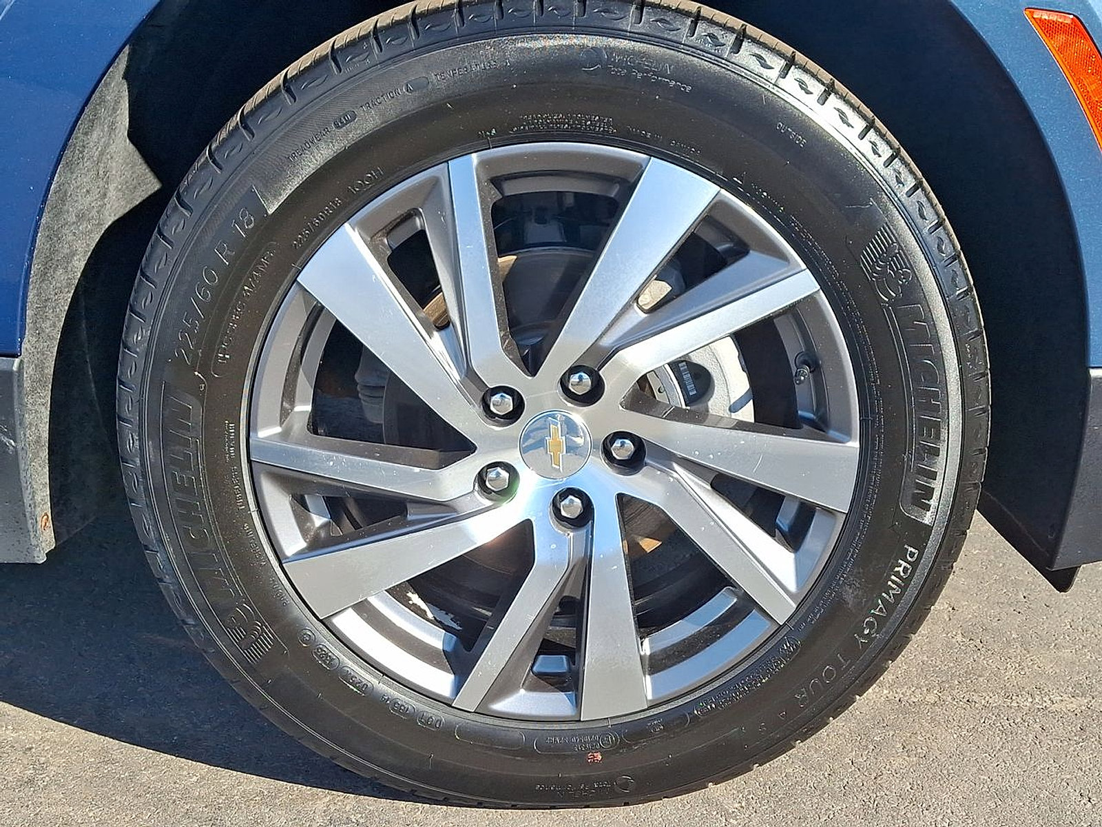 Certified 2024 Chevrolet Equinox LT w/ LPO, Floor Liner Package image 27