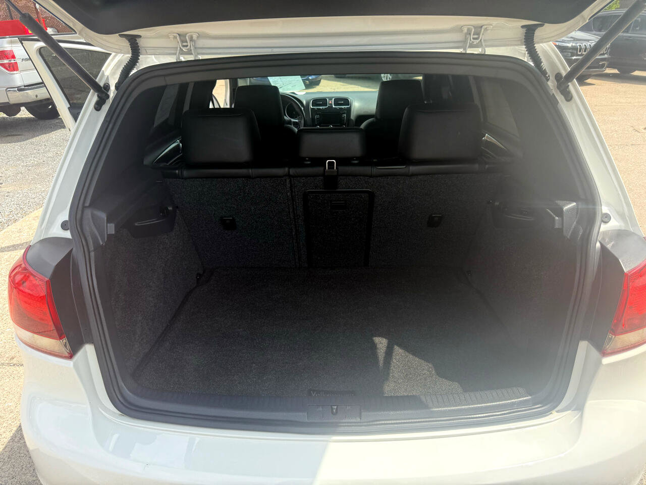 Used 2014 Volkswagen GTI Driver's Edition image 45