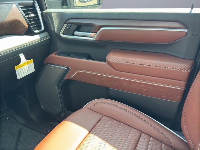 New 2025 GMC Sierra 2500 Denali Ultimate image 25