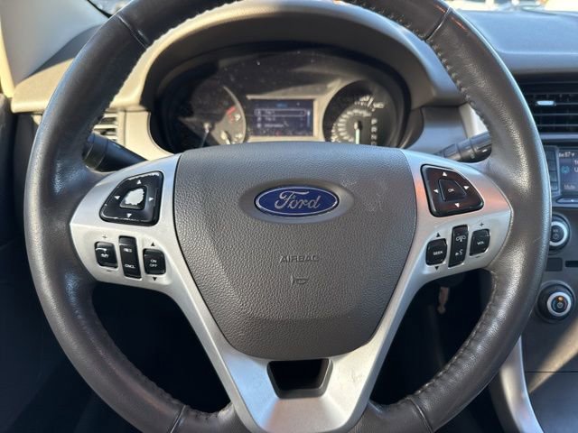 Used 2013 Ford Edge SEL image 30