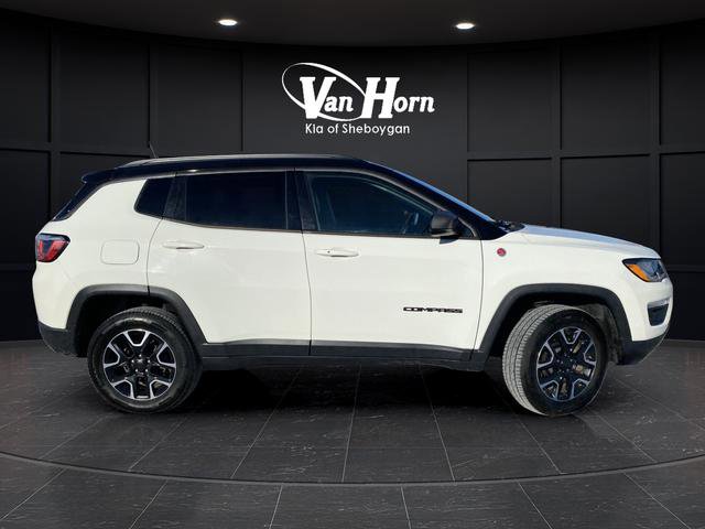 Used 2019 Jeep Compass Trailhawk image 2